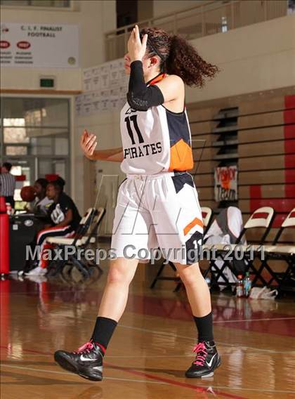 Thumbnail 1 in Pittsburg vs. Liberty (West Coast Holiday Classic) photogallery.