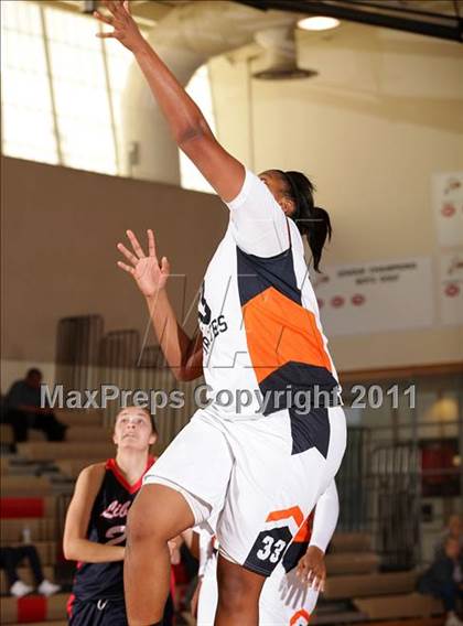Thumbnail 1 in Pittsburg vs. Liberty (West Coast Holiday Classic) photogallery.