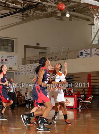 Thumbnail 2 in Pittsburg vs. Liberty (West Coast Holiday Classic) photogallery.