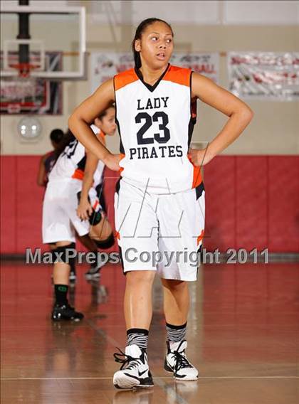 Thumbnail 3 in Pittsburg vs. Liberty (West Coast Holiday Classic) photogallery.