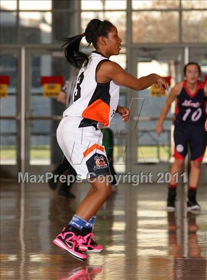 Thumbnail 2 in Pittsburg vs. Liberty (West Coast Holiday Classic) photogallery.