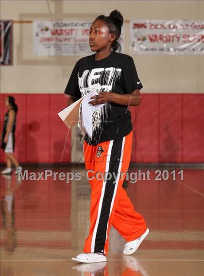 Thumbnail 2 in Pittsburg vs. Liberty (West Coast Holiday Classic) photogallery.