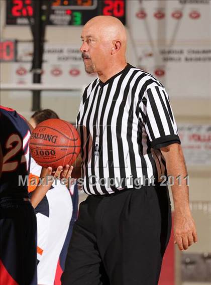 Thumbnail 1 in Pittsburg vs. Liberty (West Coast Holiday Classic) photogallery.