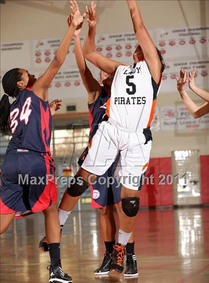 Thumbnail 3 in Pittsburg vs. Liberty (West Coast Holiday Classic) photogallery.
