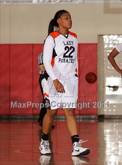 Thumbnail 3 in Pittsburg vs. Liberty (West Coast Holiday Classic) photogallery.