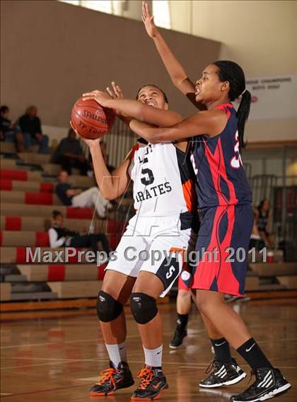 Thumbnail 3 in Pittsburg vs. Liberty (West Coast Holiday Classic) photogallery.