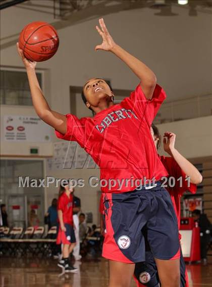 Thumbnail 3 in Pittsburg vs. Liberty (West Coast Holiday Classic) photogallery.