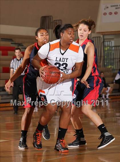 Thumbnail 2 in Pittsburg vs. Liberty (West Coast Holiday Classic) photogallery.