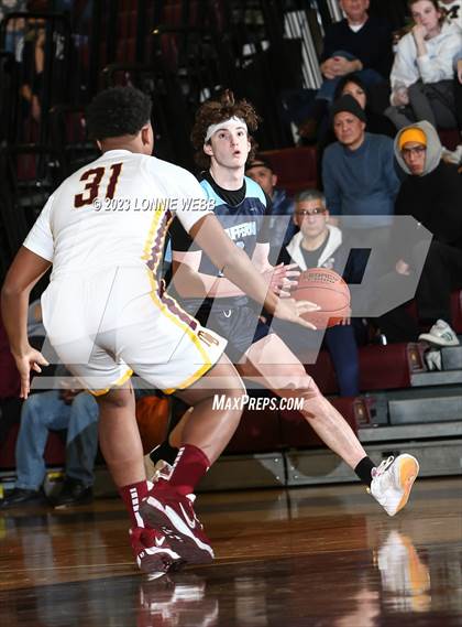 Thumbnail 3 in Suffern vs Mount Vernon (Section 1 Class AA Quarter Final) photogallery.