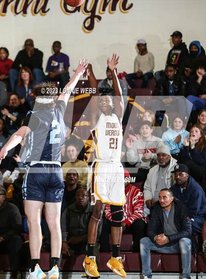 Thumbnail 3 in Suffern vs Mount Vernon (Section 1 Class AA Quarter Final) photogallery.