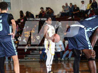 Thumbnail 3 in Suffern vs Mount Vernon (Section 1 Class AA Quarter Final) photogallery.