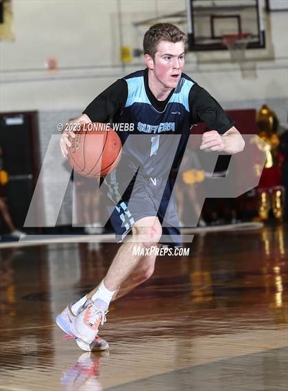 Thumbnail 1 in Suffern vs Mount Vernon (Section 1 Class AA Quarter Final) photogallery.