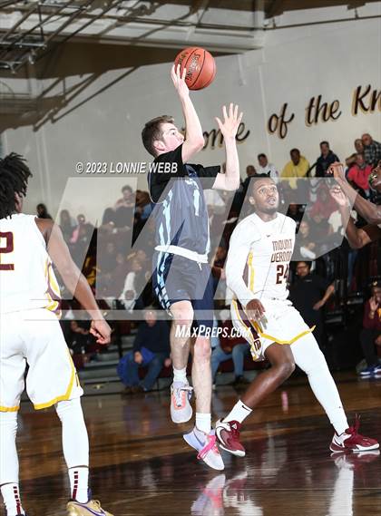 Thumbnail 2 in Suffern vs Mount Vernon (Section 1 Class AA Quarter Final) photogallery.