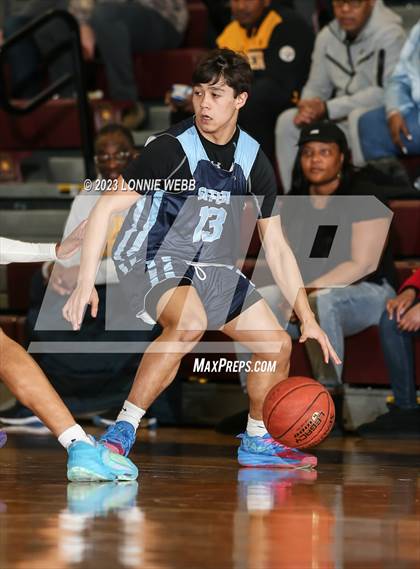 Thumbnail 2 in Suffern vs Mount Vernon (Section 1 Class AA Quarter Final) photogallery.