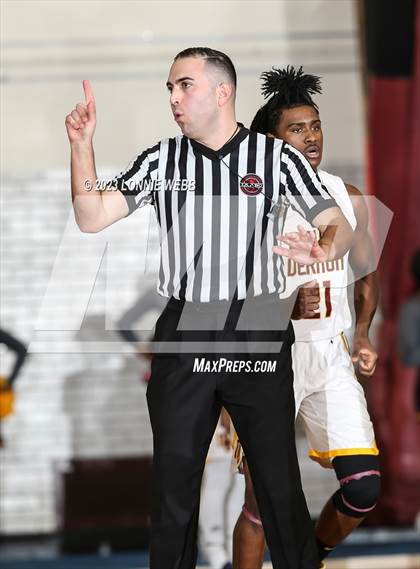 Thumbnail 1 in Suffern vs Mount Vernon (Section 1 Class AA Quarter Final) photogallery.