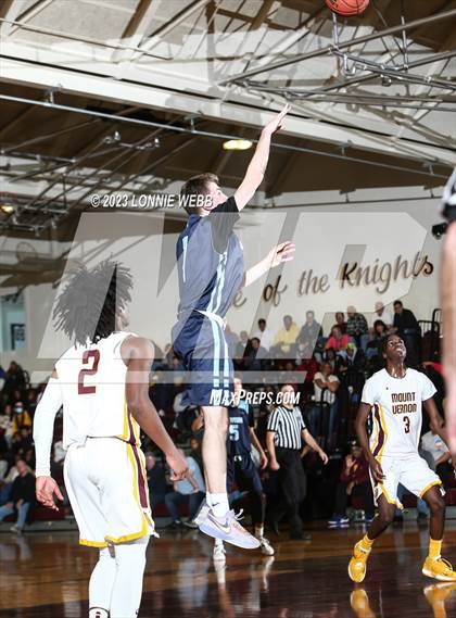 Thumbnail 3 in Suffern vs Mount Vernon (Section 1 Class AA Quarter Final) photogallery.