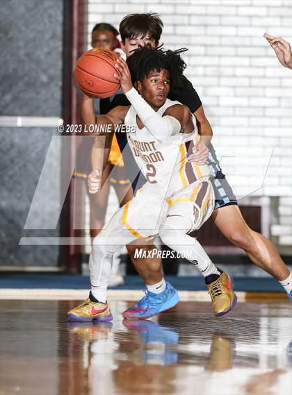 Thumbnail 1 in Suffern vs Mount Vernon (Section 1 Class AA Quarter Final) photogallery.