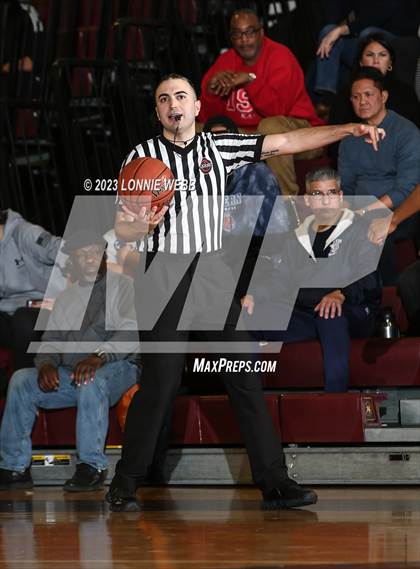 Thumbnail 2 in Suffern vs Mount Vernon (Section 1 Class AA Quarter Final) photogallery.