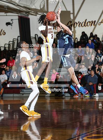 Thumbnail 3 in Suffern vs Mount Vernon (Section 1 Class AA Quarter Final) photogallery.