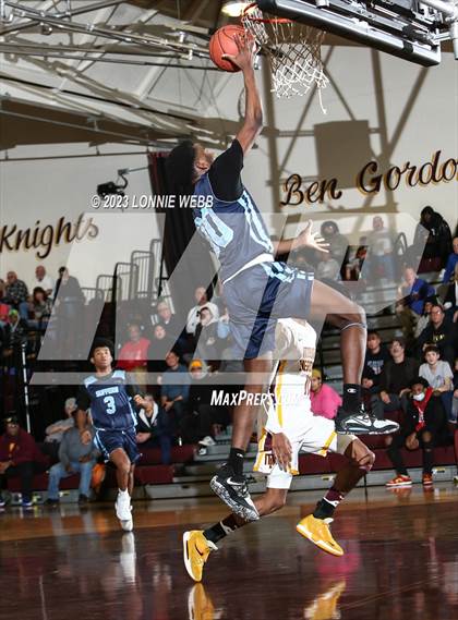 Thumbnail 3 in Suffern vs Mount Vernon (Section 1 Class AA Quarter Final) photogallery.