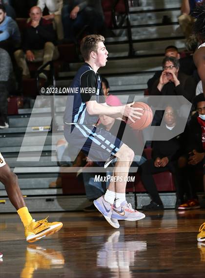 Thumbnail 1 in Suffern vs Mount Vernon (Section 1 Class AA Quarter Final) photogallery.