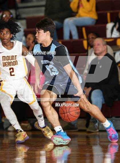 Thumbnail 3 in Suffern vs Mount Vernon (Section 1 Class AA Quarter Final) photogallery.