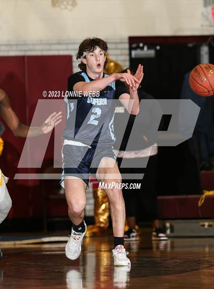 Thumbnail 3 in Suffern vs Mount Vernon (Section 1 Class AA Quarter Final) photogallery.