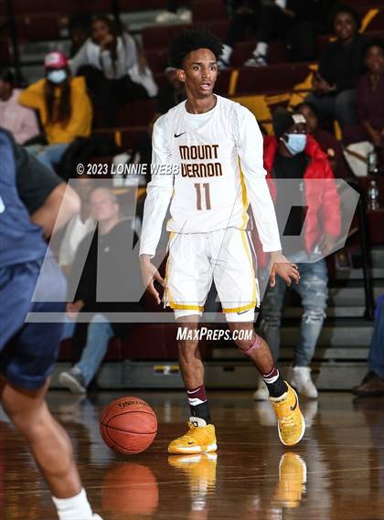 Thumbnail 3 in Suffern vs Mount Vernon (Section 1 Class AA Quarter Final) photogallery.