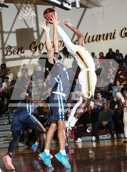 Thumbnail 2 in Suffern vs Mount Vernon (Section 1 Class AA Quarter Final) photogallery.