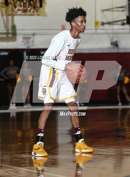 Thumbnail 3 in Suffern vs Mount Vernon (Section 1 Class AA Quarter Final) photogallery.