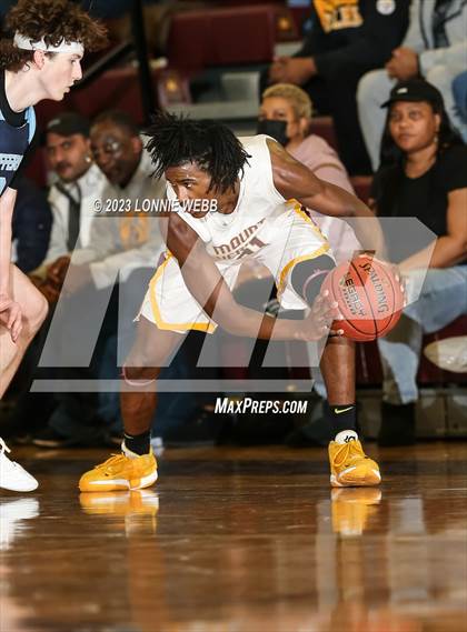 Thumbnail 3 in Suffern vs Mount Vernon (Section 1 Class AA Quarter Final) photogallery.