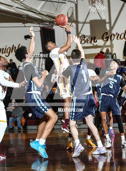 Thumbnail 2 in Suffern vs Mount Vernon (Section 1 Class AA Quarter Final) photogallery.