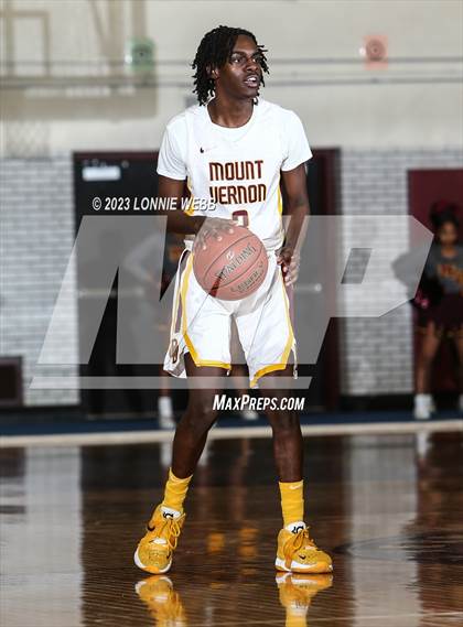 Thumbnail 2 in Suffern vs Mount Vernon (Section 1 Class AA Quarter Final) photogallery.