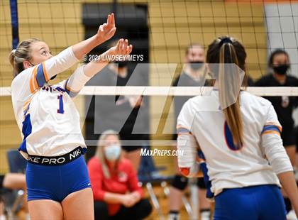 Thumbnail 1 in Livonia vs. Dansville photogallery.