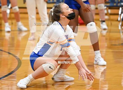 Thumbnail 3 in Livonia vs. Dansville photogallery.