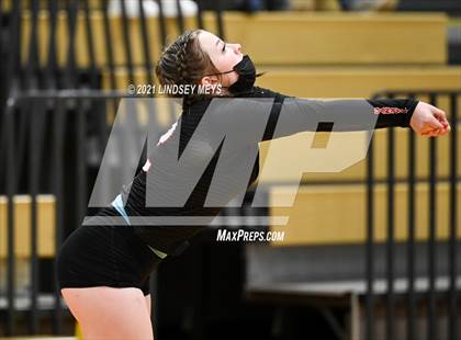 Thumbnail 1 in Livonia vs. Dansville photogallery.