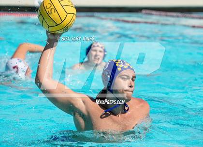 Thumbnail 2 in Alhambra vs. Whitney photogallery.