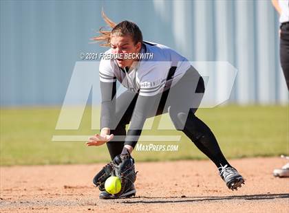 Thumbnail 1 in Pottsboro @ Lindsay photogallery.