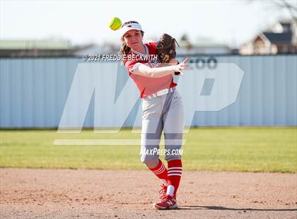 Thumbnail 3 in Pottsboro @ Lindsay photogallery.