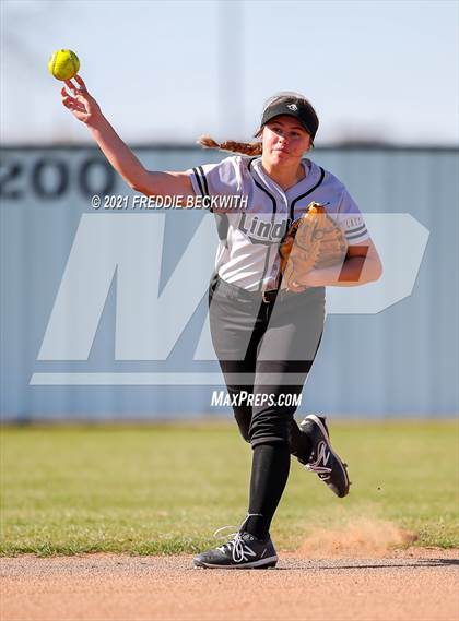 Thumbnail 3 in Pottsboro @ Lindsay photogallery.