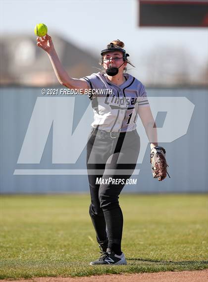 Thumbnail 3 in Pottsboro @ Lindsay photogallery.