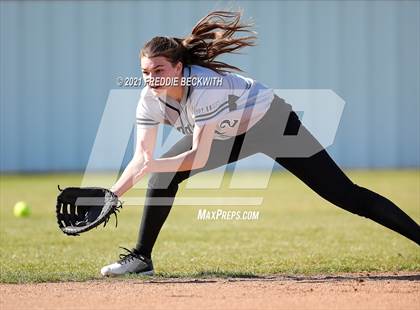 Thumbnail 1 in Pottsboro @ Lindsay photogallery.