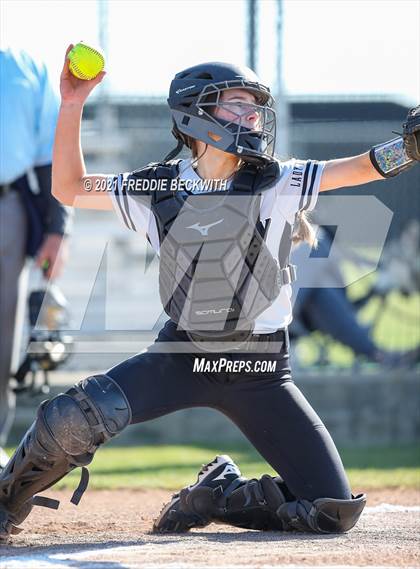 Thumbnail 1 in Pottsboro @ Lindsay photogallery.