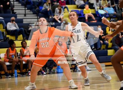 Thumbnail 2 in East Ridge @ Soddy Daisy photogallery.