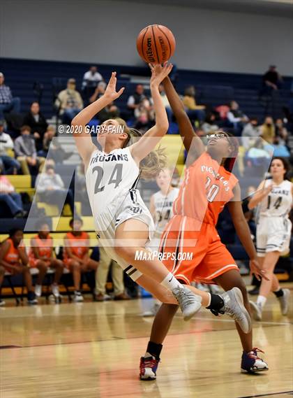 Thumbnail 2 in East Ridge @ Soddy Daisy photogallery.