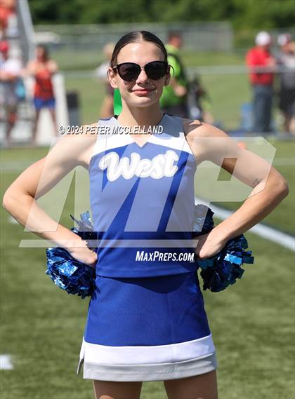 Thumbnail 1 in 34th Maine Lobster Bowl Classic photogallery.