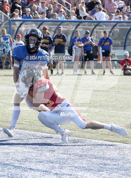 Thumbnail 3 in 34th Maine Lobster Bowl Classic photogallery.