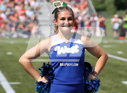 Thumbnail 2 in 34th Maine Lobster Bowl Classic photogallery.