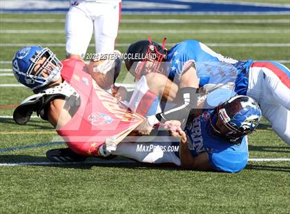 Thumbnail 3 in 34th Maine Lobster Bowl Classic photogallery.