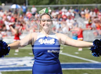 Thumbnail 2 in 34th Maine Lobster Bowl Classic photogallery.